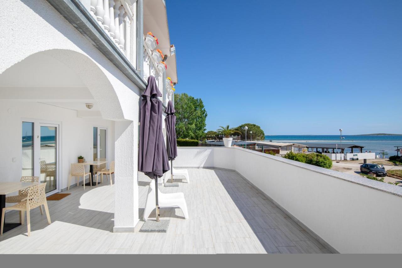 Apartments And Rooms Jakic ميدولين المظهر الخارجي الصورة