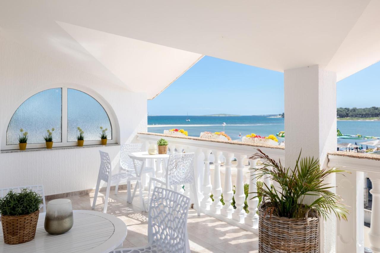 Apartments And Rooms Jakic ميدولين المظهر الخارجي الصورة