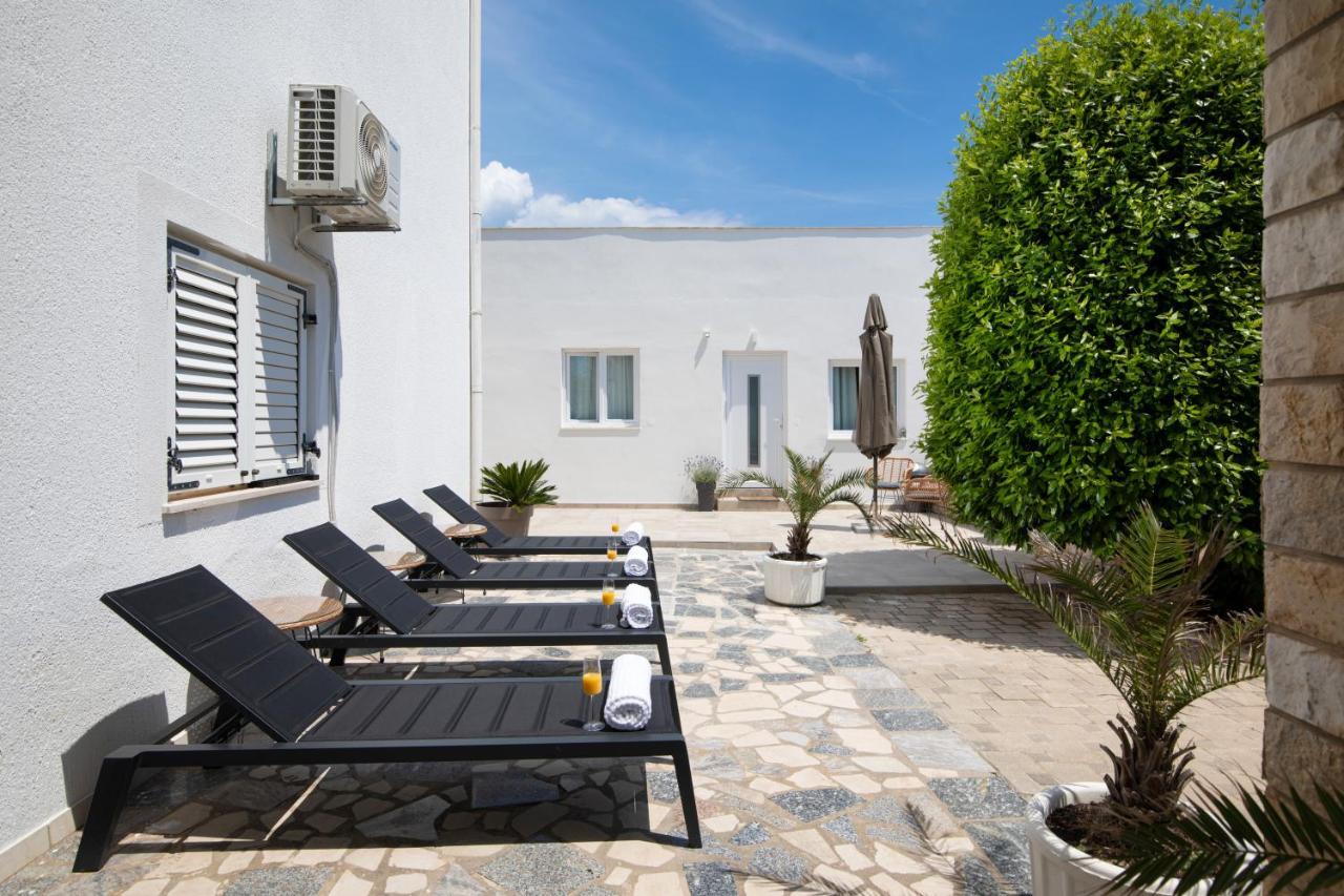 Apartments And Rooms Jakic ميدولين المظهر الخارجي الصورة