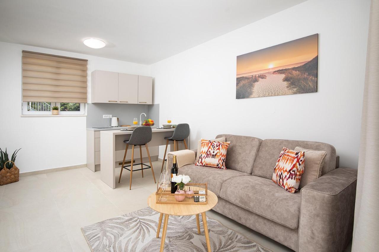 Apartments And Rooms Jakic ميدولين المظهر الخارجي الصورة
