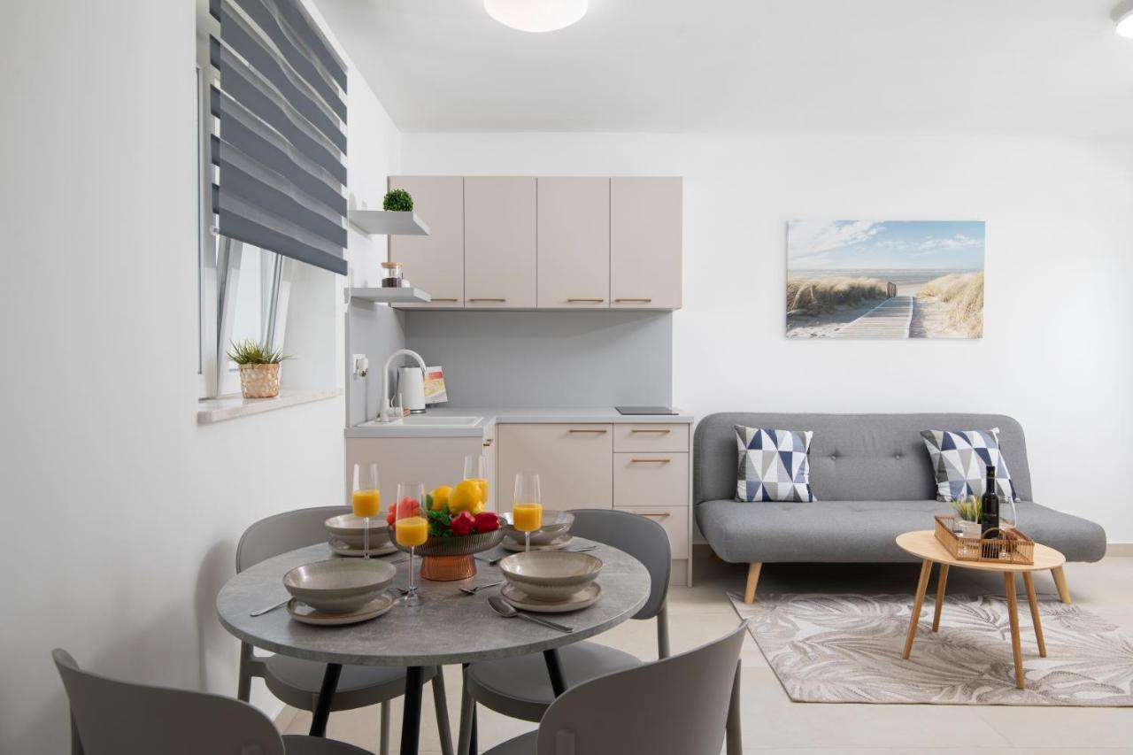 Apartments And Rooms Jakic ميدولين المظهر الخارجي الصورة
