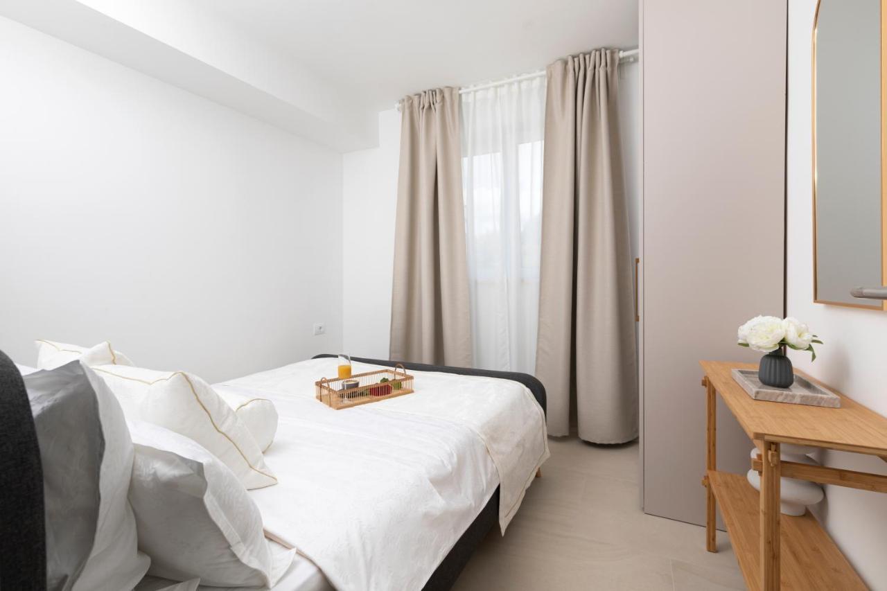 Apartments And Rooms Jakic ميدولين المظهر الخارجي الصورة